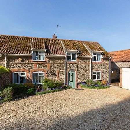 Flint Cottage Stiffkey Exterior photo
