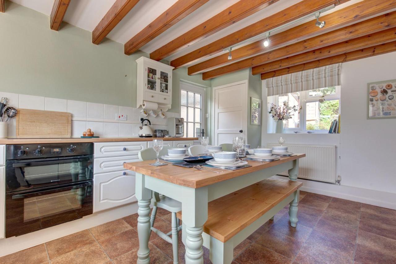Flint Cottage Stiffkey Exterior photo